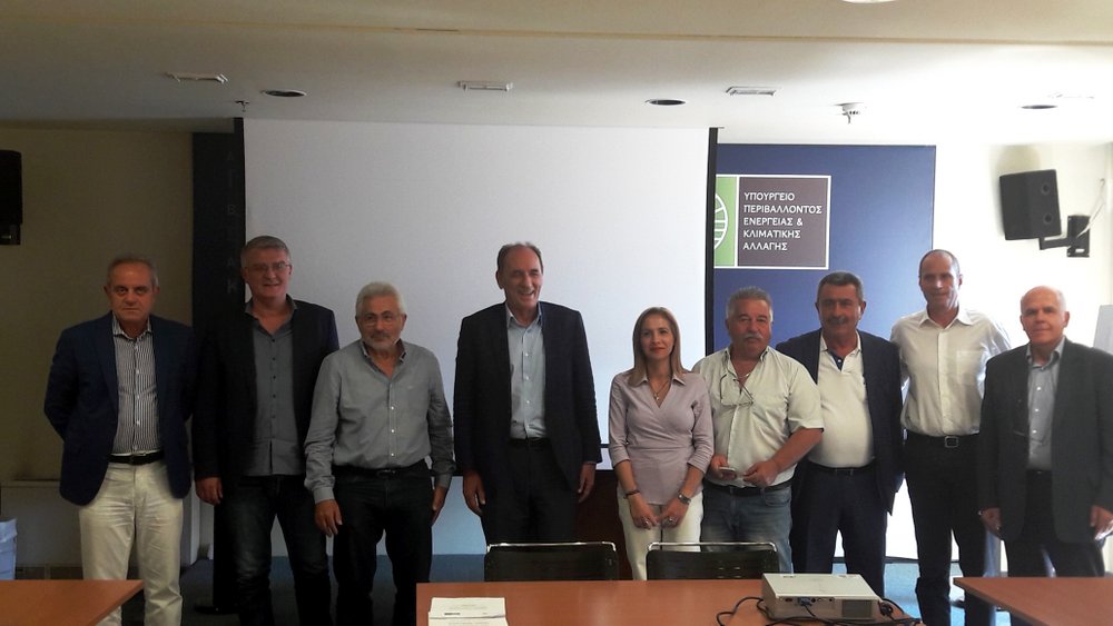 Σύσκεψη για τις κατεδαφίσεις αυθαιρέτων στο Υπουργείο Περιβάλλοντος