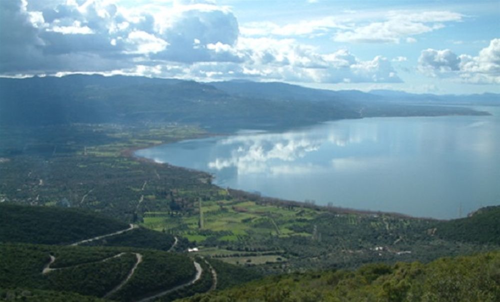 Δημοπρατήθηκε η μελέτη για την αξιοποίηση της Λίμνης Τριχωνίδας