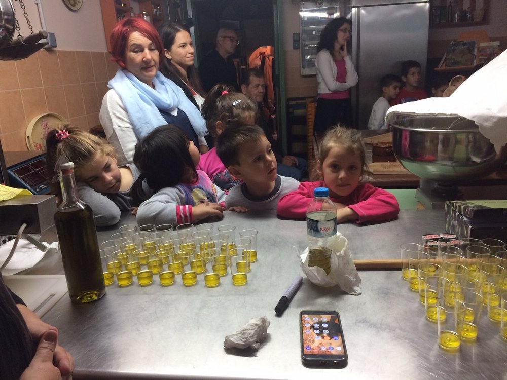 «Ενημέρωση από τους γεωπόνους του Τμήματος Αγροτικής Παραγωγής στους μαθητές της Τοπικής Κοινότητας Ρίγανης για την ανάδειξη και αξιοποίηση των τοπικών αγροδιατροφικών προϊόντων σε παραδοσιακά εργαστήρια»