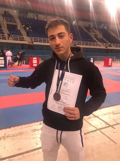 Χάλκινο Μετάλλιο στο Πανελλήνιο Πρωτάθλημα Εφήβων – Νέων για τον Παύλο Τσιούμα