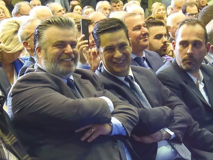 Τίνος να κάνει την καρδιά και τίνος να τη χαλάσει ο Κυριάκος…