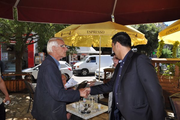 Περιοδεία Παπαναστασίου στο κέντρο του Αγρινίου