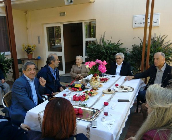 Επίσκεψη Σταύρου Καμμένου στο Γηροκομείο Αγρινίου
