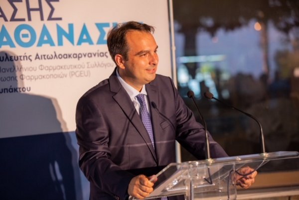 Πλήθος κόσμου στην προεκλογική ομιλία του υποψηφίου βουλευτή Αιτωλοακαρνανίας Θανάση Παπαθανάση