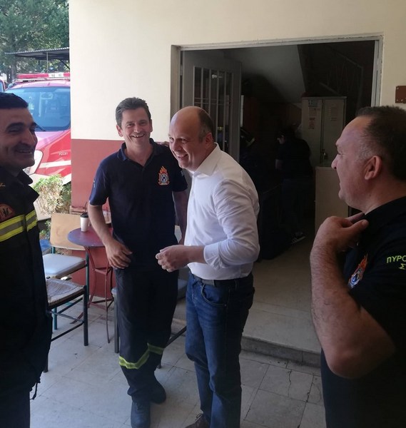 Στ. Καραγκούνης “αφανείς ήρωες οι πυροσβέστες”