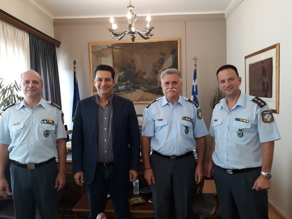 Συνάντηση Παπαναστασίου με τον Γενικό Περιφερειακό Αστυνομικό Διευθυντή Δυτικής Ελλάδος Υποστράτηγο Νικ. Σπανουδάκη