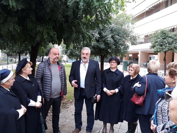 Με μεγάλη ανταπόκριση συνεχίζεται το πρόγραμμα υιοθεσιών  χώρων πρασίνου του Δήμου Αγρινίου.