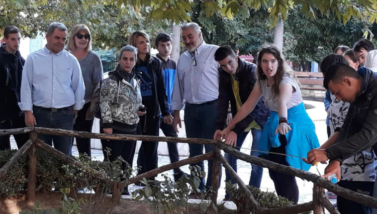 Οι μαθητές του Ενιαίου Ειδικού Επαγγελματικού Γυμνασίου και Λυκείου υιοθετούν δύο πράσινα σημεία στο Αγρίνιο