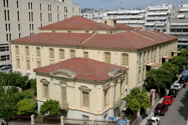 Στο δήμο Αγρινίου παραχωρούνται τα δύο κτίρια των καπναποθηκών Παπαστράτου