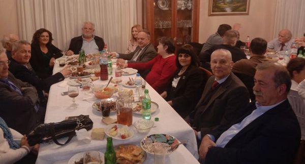 Όλοι ευχήθηκαν στο Γρηγόρη Τζαμαλή