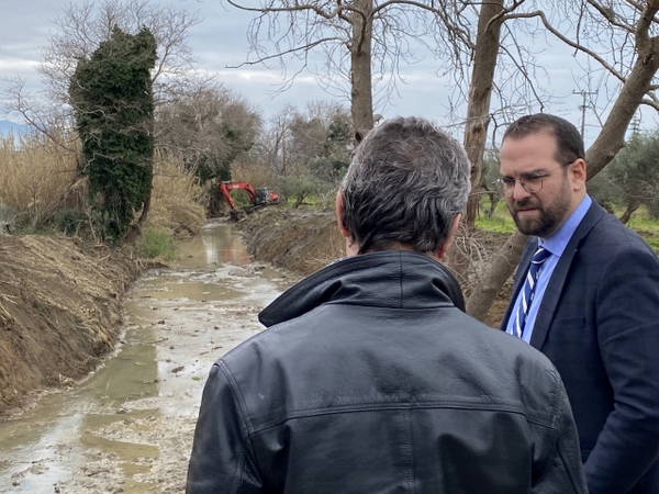 Ο Ν. Φαρμάκης σε έργα αναβάθμισης της οδικής ασφάλειας και αντιπλημμυρικής θωράκισης στην Αιτωλοακαρνανία