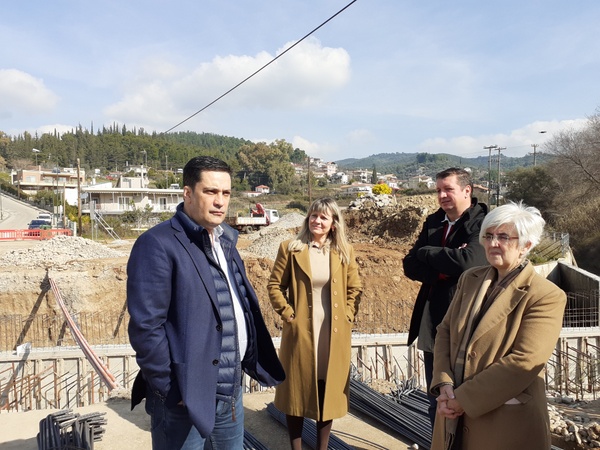 Σε πλήρη εξέλιξη βρίσκονται οι εργασίες στην περιοχή του κτιρίου ΕΛΕΠΑΠ για τοσημαντικό  έργο αντιπλημμυρικής προστασίας του χειμάρρου Λυκοραχίτη.