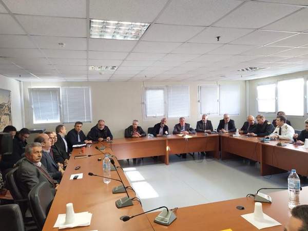 Ενημέρωση για τον κορωνοϊό και τα μέτρα πρόληψης στην έδρα της Π.Ε. Αχαΐας, παρουσία όλων των εμπλεκομένων φορέων από τη Δυτική Ελλάδα