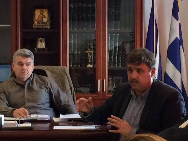 Ο πρώην υπουργός υγείας Ανδρέας Ξανθός στο νοσοκομείο Αγρινίου