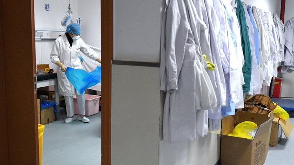 Κρούσματα κορωνοϊού: Στους 19 οι νεκροί – Πέθαναν δύο στο «Σωτηρία»
