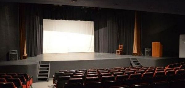 Αναβάλλει παραστάσεις το ΔΗΠΕΘΕ