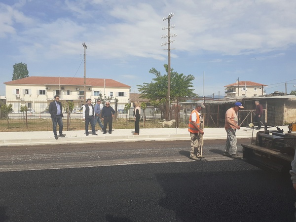 Ασφαλτοστρώνονται οι οδοί Αναπαύσεως και Ησιόδου