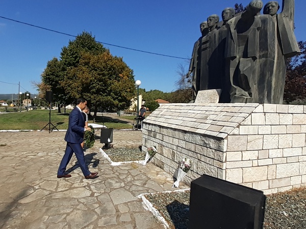 Επίσημο μνημόσυνο για τον αγωνιστή της αγροτιάς Μήτσο Βλάχο