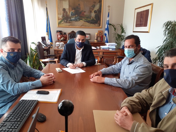 Υπογραφή ‘έργου” Αναβάθμιση και προσαρμογή φωτεινής σηματοδότησης της οδού Εθνικής Αντιστάσεως και εργασίες ανάπλασης της 28ης Οκτωβρίου»