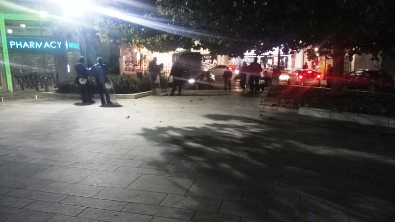 Αγρίνιο – Πολυτεχνείο: Η αστυνομία στην πλατεία Δημάδη για την ακύρωση των συγκεντρώσεων (ΔΕΙΤΕ ΦΩΤΟ)