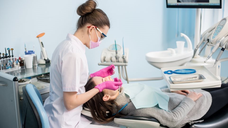 Οδοντίατροι: Έτσι θα λειτουργούν τα οδοντιατρεία στο lockdown »  agrinionet.gr