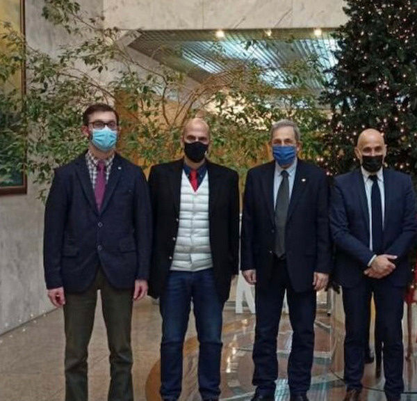 Η αναγκαιότητα του εμβολιασμού και τα δεδομένα ασφάλειας και αποτελεσματικότητας έναντι του SARS-Cov2