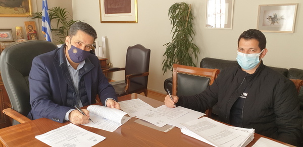 Ανακατασκευή γηπέδων ΔΑΚ, Ρηγανά και Παπαδατών