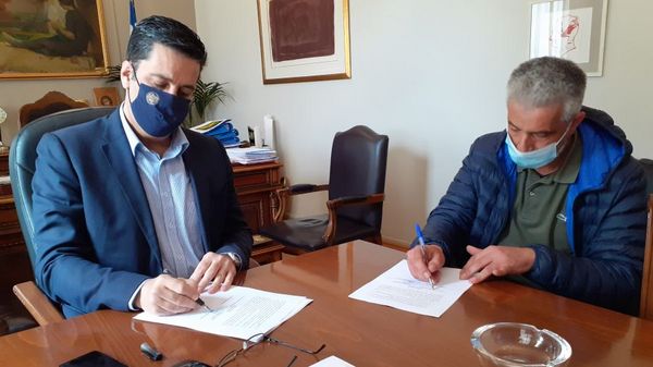 Σε εργασίες ασφαλτόστρωσης σε όλη την πόλη προχωρά ο Δήμος Αγρινίου