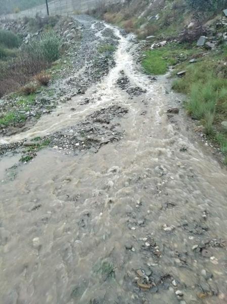 Εμποδιζόμενη Προσβασιμότητα Α.μεΑ. κατοίκων Δήμου Μεσολογγίου και Αγρινίου στις οικίες τους λόγω καταστροφής οδοποιίας.