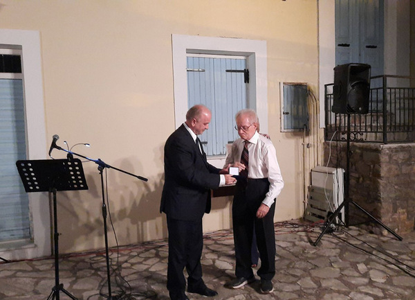 Με το Χρυσό Μετάλλιο αναγνωρίστηκε η προσφορά του Σωτήρη Κωτσόπουλου στο Μεσολόγγι