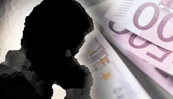 Θέρμο: τηλεφωνική απάτη με λεία 2.400 ευρώ