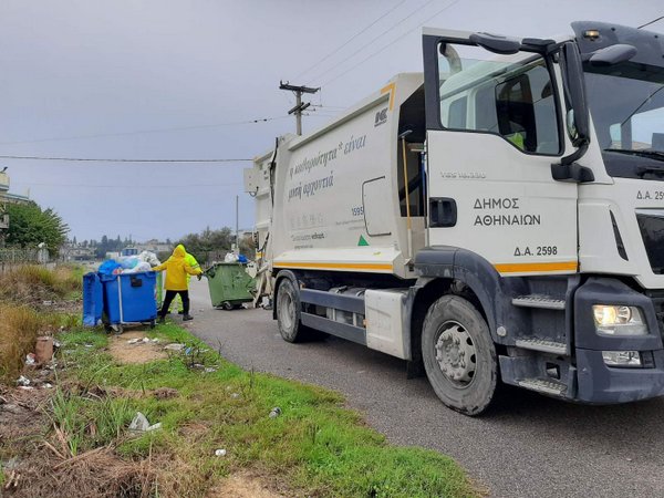 Έφτασαν σήμερα στο Δήμο Ι.Π. Μεσολογγίου τα απορριμματοφόρα από το Δήμο Αθηναίων