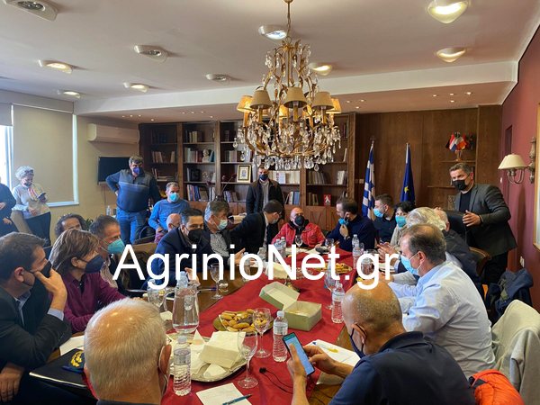 Σε εξέλιξη σύσκεψη στην Π.Ε. Αιτωλ/νιας παρουσία Στυλιανίδη- Λιβανού
