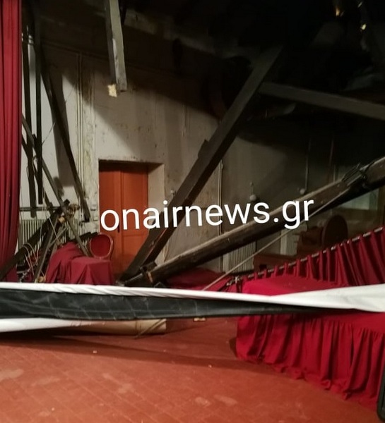 Μεσολόγγι: Κατέρρευσε η σκεπή στο Τρικούπειο – Μια γυναίκα τραυματίας