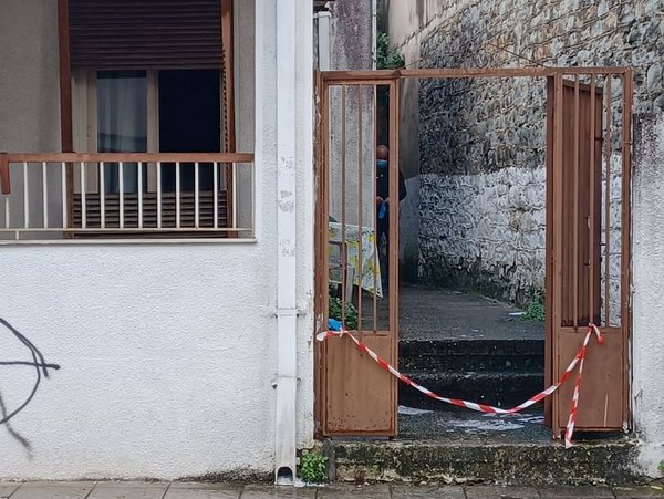 Αγρίνιο: Τι είδε ο ιατροδικαστής – Φρικτός θάνατος από τα χέρια του γιου της