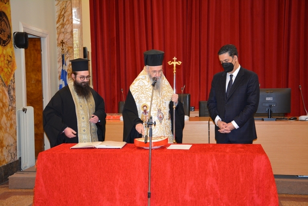 Επίσκεψη του Μητροπολίτου Ναυπάκτου  στο Δήμο Αγρινίου