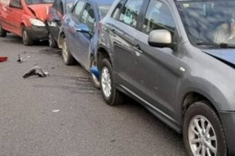 Μεσολόγγι: Καραμπόλα τριών αυτοκινήτων – Ένα άτομο στο Νοσοκομείο