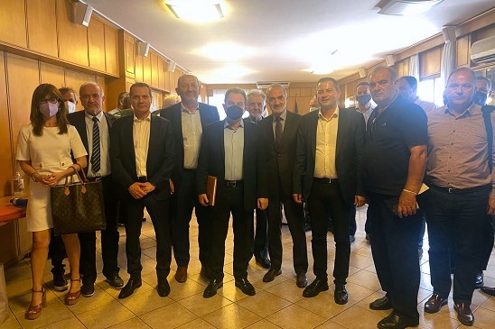 Ευρεία σύσκεψη φορέων παρουσία του Υπουργού Αγροτικής Ανάπτυξης για το θέμα της ελιάς “Καλαμών”