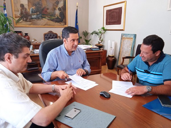 «Βελτίωση και ανάπλαση παραλίμνιων κοινοχρήστων χώρων αναψυχής Δήμου Αγρινίου»