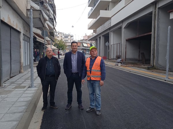 Δόθηκε στην κυκλοφορία η οδός Βαρνακιώτη