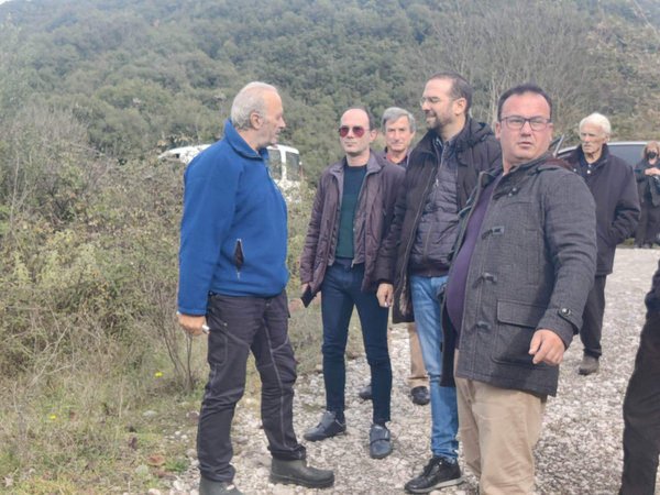 Ο Ν. Φαρμάκης στη Σκουτεσιάδα για τη  δυσλειτουργία υποσταθμού ΑΔΜΗΕ
