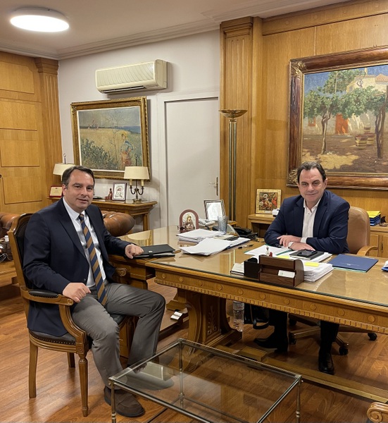 Συνάντηση του Θανάση Παπαθανάση με τον Υπουργό Αγροτικής Ανάπτυξης και Τροφίμων