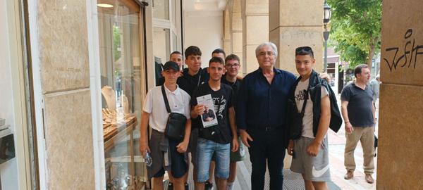 Δημήτρης Τραπεζιώτης: «ΟΙ ΝΕΟΙ ΣΤΟ ΕΠΙΚΕΝΤΡΟ ΤΗΣ ΔΗΜΟΤΙΚΗΣ ΠΟΛΙΤΙΚΗΣ»