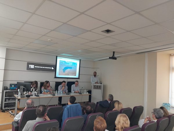 Συνάντηση εργασίας για την πορεία της μελέτης “Στρατηγικό Σχέδιο για την ανάπτυξη και ανάδειξη της λίμνης Τριχωνίδας”