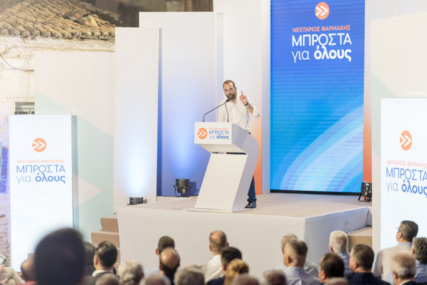 Ομιλία Ν. Φαρμάκη στον Πύργο:  «Πάμε μπροστά για την Ηλεία της παραγωγής, του πολιτισμού και του τουρισμού!»