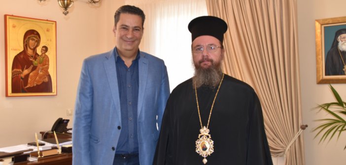 Ο Γ. Παπαναστασίου επισκέφθηκε τον Μητροπολίτη Δαμασκηνό (Photos)