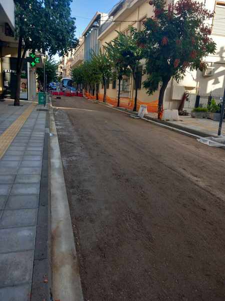 Διακοπή κυκλοφορίας οχημάτων σε τμήμα της οδού Χαρ. Τρικούπη.