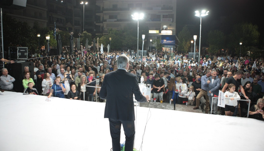 Συγκέντρωση Κώστα Πιστιόλα: “Η αλλαγή είναι εδώ, η νίκη είναι εδώ” (εικόνες – βίντεο)