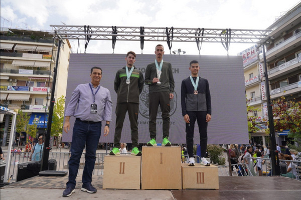 Οι αθλητές Κώστας Σταμούλης και Νίκος Σταμούλης  συμμετέχουν στον 40ο Μαραθώνιο  Αθήνας.