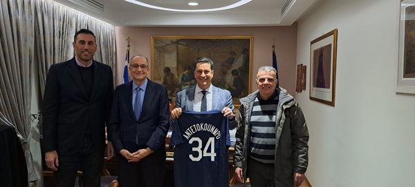 Συνάντηση Γ. Παπαναστασίου με  τον πρόεδρο της Ε.Ο.Κ